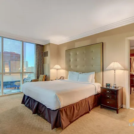 Mgm Signature-17-801 1Br2Ba F1 Strip View Balcony